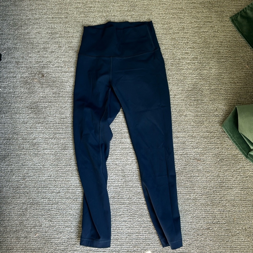 Lululemon wunder under leggings size 4